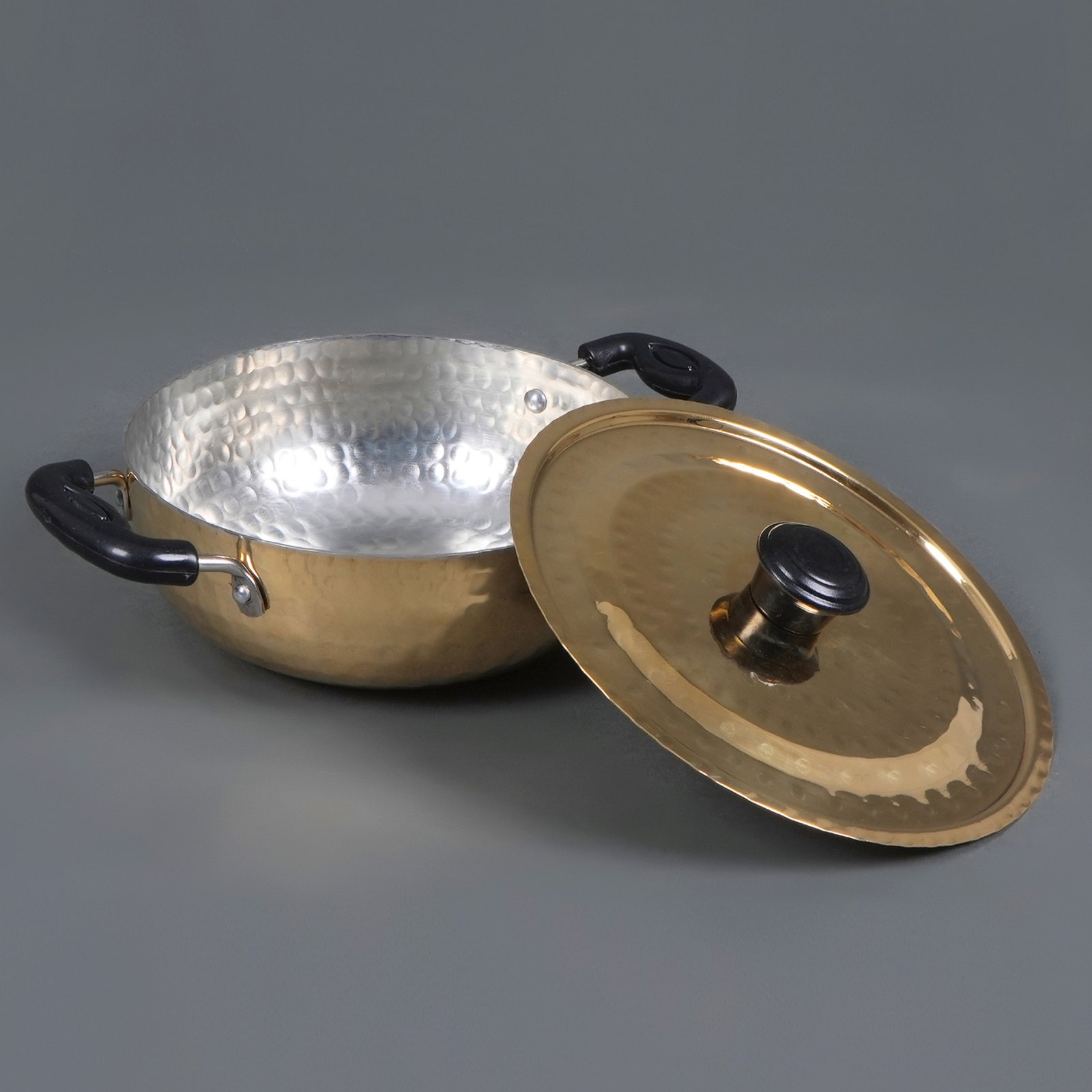 Handcrafted Brass Kadhai with lid 4 Handcrafted Brass Kadhai with lid 4